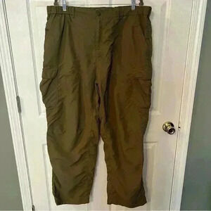 REI Men’s Hiking Cargo Pants Size XXL, 32L, Color Olive Green, GUC see pictures